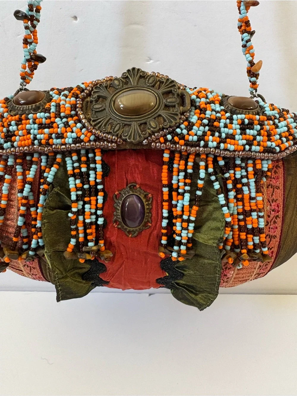 VNTG Mary Frances‎ Ember Oracle Beaded Ruffle Clutch Bag Artsy Brown Satin Fairy